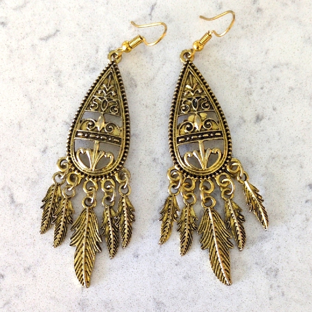 Elegant Gold Boho Dangle Earrings